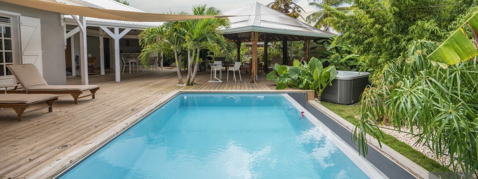 Villa cosy et chaleureuse – 4 chambres – Piscine -Saint-François