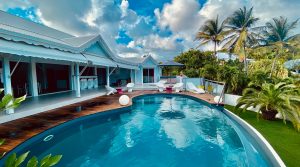 Villa 4 chambre – Piscine + F2 Indépendant – Sainte Anne