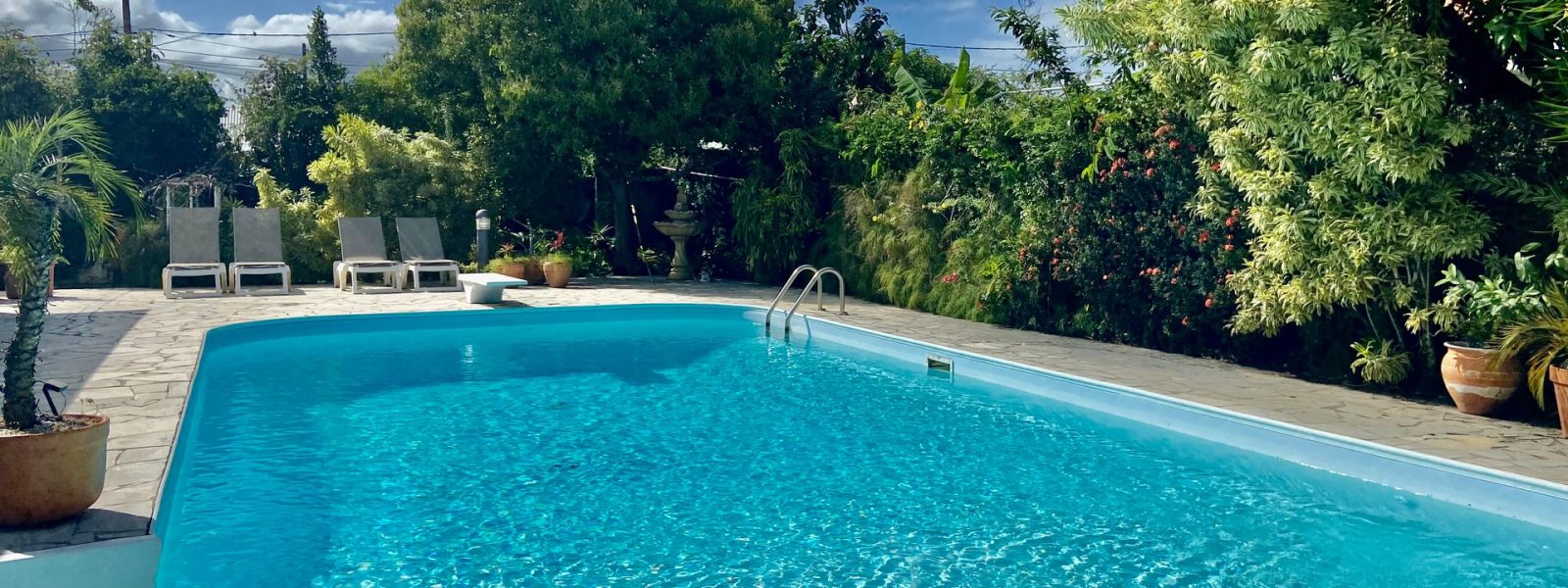 VILLA 225M2 – 4 CHAMBRES – PISCINE – BAIE-MAHAULT