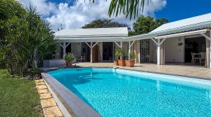 Villa 3 chambres, grand terrain – Saint-François